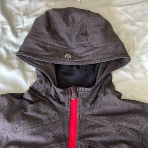 Lululemon stretch hoodie in dark gray with red trim